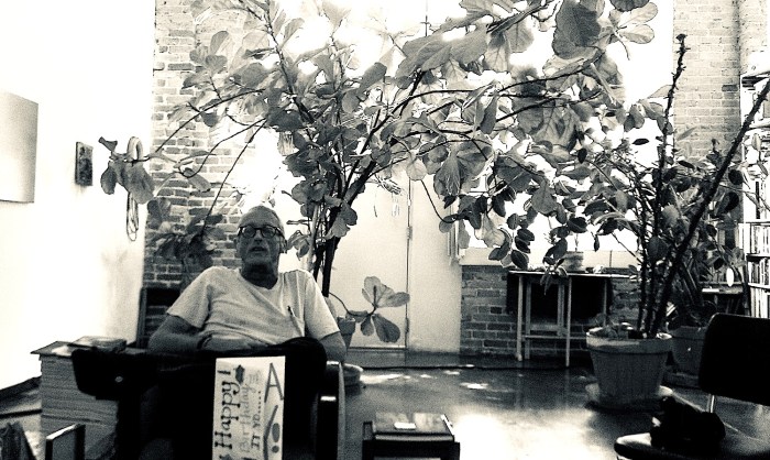 Picture of Gil in Apartment+9+2+11 B&W